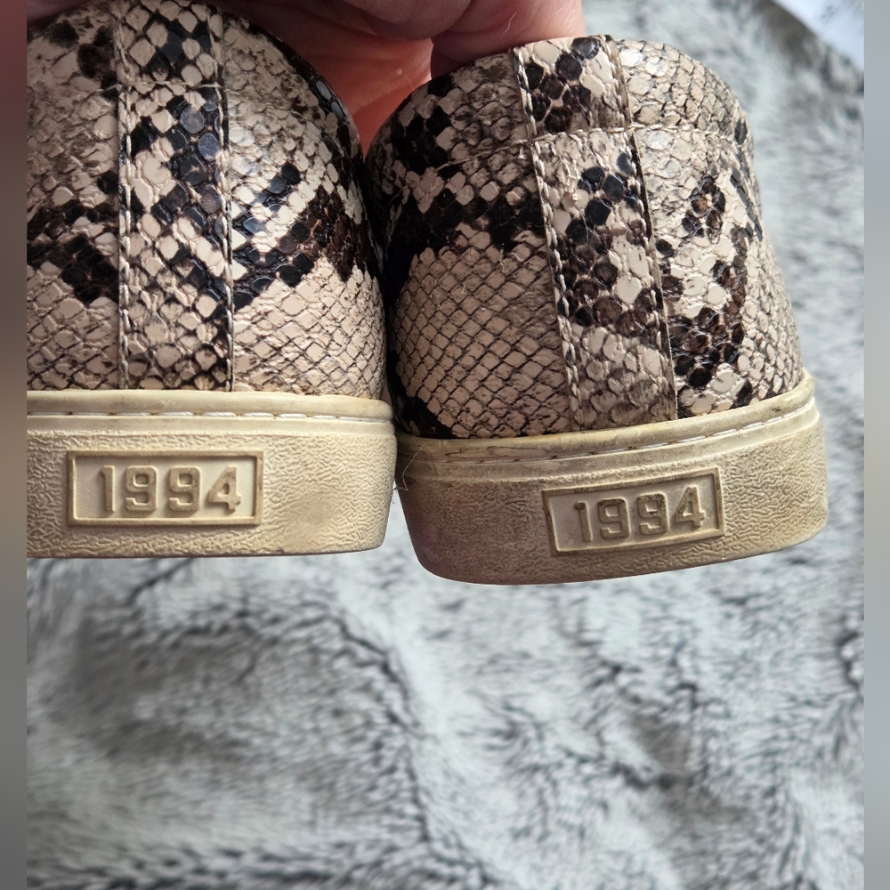 Old Navy Snakeskin Pattern Slip-On Sneakers - Picture 5 of 6
